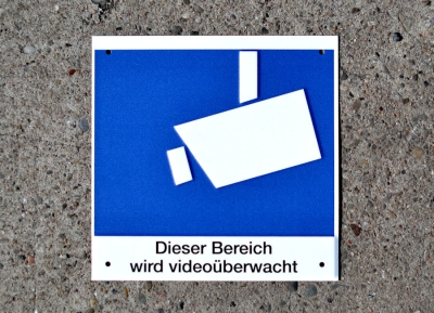 Vorschaubild für Piktogramm Videoüberwacht mit Hinweistext Aluminium geprägt; 150 x 150 mm